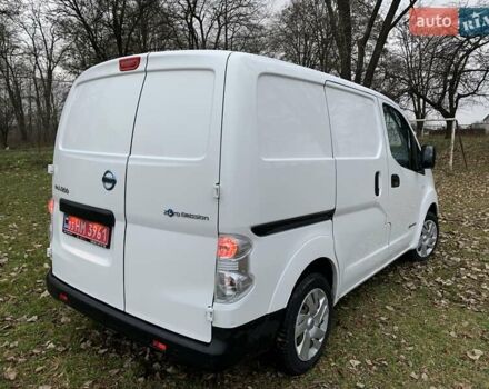 Білий Ніссан e-NV200, об'ємом двигуна 0 л та пробігом 92 тис. км за 12500 $, фото 28 на Automoto.ua