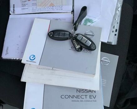 Білий Ніссан e-NV200, об'ємом двигуна 0 л та пробігом 92 тис. км за 12500 $, фото 46 на Automoto.ua