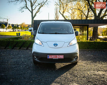 Білий Ніссан e-NV200, об'ємом двигуна 0 л та пробігом 49 тис. км за 14600 $, фото 1 на Automoto.ua