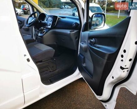 Белый Ниссан e-NV200, объемом двигателя 0 л и пробегом 49 тыс. км за 13500 $, фото 18 на Automoto.ua