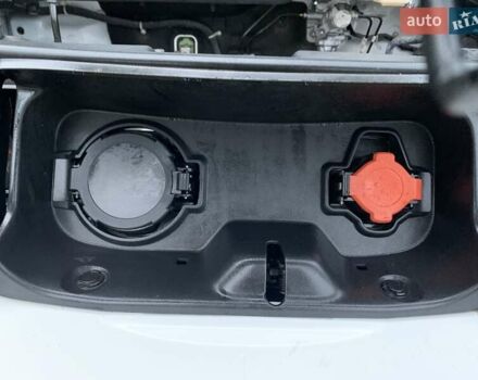 Білий Ніссан e-NV200, об'ємом двигуна 0 л та пробігом 92 тис. км за 12500 $, фото 49 на Automoto.ua