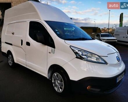 Белый Ниссан e-NV200, объемом двигателя 0 л и пробегом 49 тыс. км за 13500 $, фото 2 на Automoto.ua