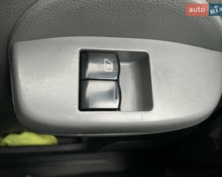 Білий Ніссан e-NV200, об'ємом двигуна 0 л та пробігом 92 тис. км за 12500 $, фото 58 на Automoto.ua