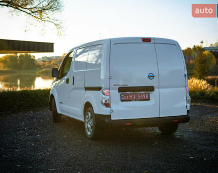Білий Ніссан e-NV200, об'ємом двигуна 0 л та пробігом 49 тис. км за 14600 $, фото 6 на Automoto.ua