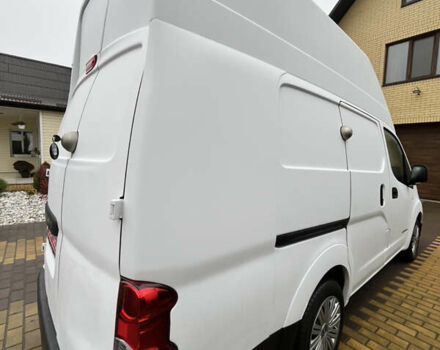 Белый Ниссан e-NV200, объемом двигателя 0 л и пробегом 55 тыс. км за 13800 $, фото 20 на Automoto.ua