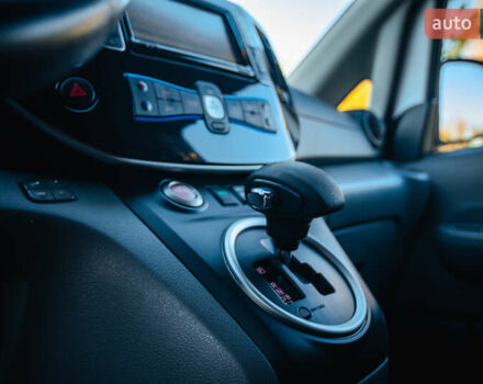 Білий Ніссан e-NV200, об'ємом двигуна 0 л та пробігом 49 тис. км за 14600 $, фото 23 на Automoto.ua