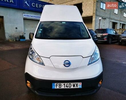 Белый Ниссан e-NV200, объемом двигателя 0 л и пробегом 49 тыс. км за 13500 $, фото 1 на Automoto.ua