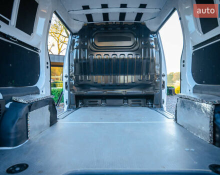 Білий Ніссан e-NV200, об'ємом двигуна 0 л та пробігом 49 тис. км за 14600 $, фото 9 на Automoto.ua