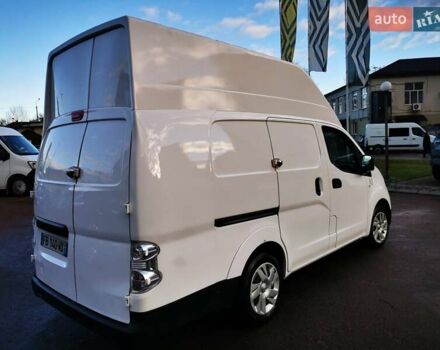 Белый Ниссан e-NV200, объемом двигателя 0 л и пробегом 49 тыс. км за 13500 $, фото 5 на Automoto.ua