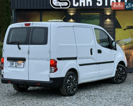 Белый Ниссан e-NV200, объемом двигателя 0 л и пробегом 145 тыс. км за 12700 $, фото 18 на Automoto.ua