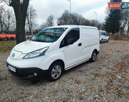Белый Ниссан e-NV200, объемом двигателя 0 л и пробегом 80 тыс. км за 13500 $, фото 9 на Automoto.ua