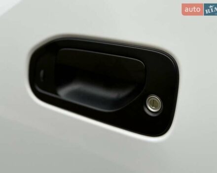 Білий Ніссан e-NV200, об'ємом двигуна 0 л та пробігом 27 тис. км за 16500 $, фото 19 на Automoto.ua