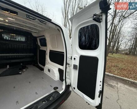 Білий Ніссан e-NV200, об'ємом двигуна 0 л та пробігом 27 тис. км за 16500 $, фото 49 на Automoto.ua