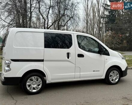 Білий Ніссан e-NV200, об'ємом двигуна 0 л та пробігом 27 тис. км за 16500 $, фото 6 на Automoto.ua