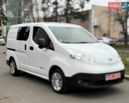 Білий Ніссан e-NV200, об'ємом двигуна 0 л та пробігом 27 тис. км за 16500 $, фото 5 на Automoto.ua