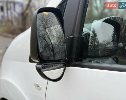 Білий Ніссан e-NV200, об'ємом двигуна 0 л та пробігом 27 тис. км за 16500 $, фото 17 на Automoto.ua