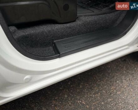 Білий Ніссан e-NV200, об'ємом двигуна 0 л та пробігом 48 тис. км за 15700 $, фото 19 на Automoto.ua