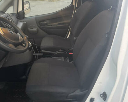 Белый Ниссан e-NV200, объемом двигателя 0 л и пробегом 46 тыс. км за 12900 $, фото 17 на Automoto.ua