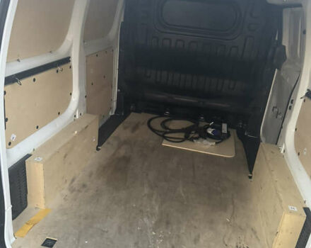 Белый Ниссан e-NV200, объемом двигателя 0 л и пробегом 46 тыс. км за 12900 $, фото 13 на Automoto.ua