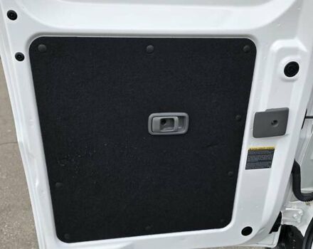 Білий Ніссан e-NV200, об'ємом двигуна 0 л та пробігом 43 тис. км за 18000 $, фото 22 на Automoto.ua