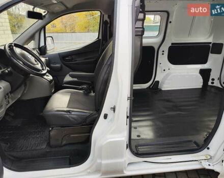 Белый Ниссан e-NV200, объемом двигателя 0 л и пробегом 45 тыс. км за 13999 $, фото 9 на Automoto.ua