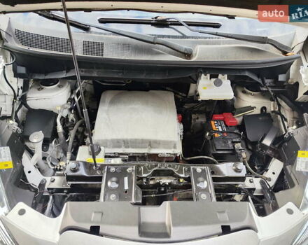 Белый Ниссан e-NV200, объемом двигателя 0 л и пробегом 45 тыс. км за 13999 $, фото 26 на Automoto.ua