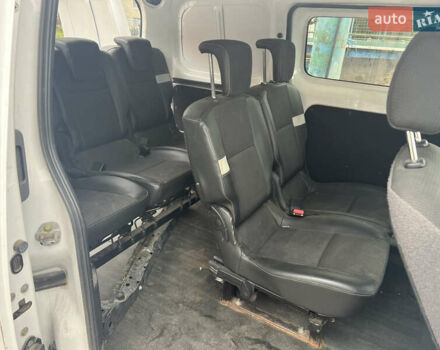 Белый Ниссан e-NV200, объемом двигателя 0 л и пробегом 150 тыс. км за 3300 $, фото 11 на Automoto.ua
