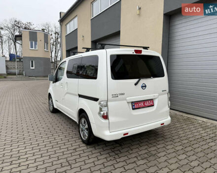 Белый Ниссан e-NV200, объемом двигателя 0 л и пробегом 82 тыс. км за 9000 $, фото 5 на Automoto.ua