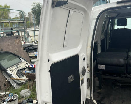 Белый Ниссан e-NV200, объемом двигателя 0 л и пробегом 150 тыс. км за 3300 $, фото 19 на Automoto.ua