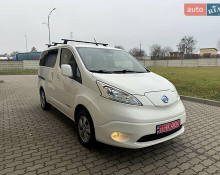 Белый Ниссан e-NV200, объемом двигателя 0 л и пробегом 82 тыс. км за 9000 $, фото 2 на Automoto.ua