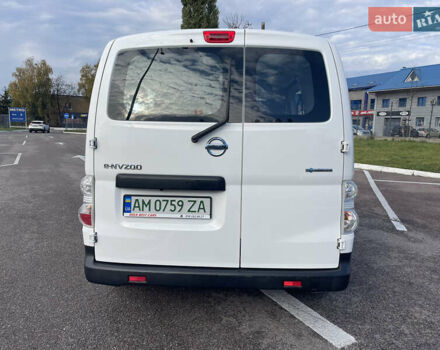 Білий Ніссан e-NV200, об'ємом двигуна 0 л та пробігом 48 тис. км за 9950 $, фото 9 на Automoto.ua