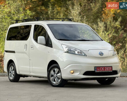 Белый Ниссан e-NV200, объемом двигателя 0 л и пробегом 124 тыс. км за 9950 $, фото 1 на Automoto.ua