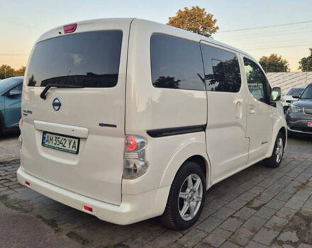 Білий Ніссан e-NV200, об'ємом двигуна 0 л та пробігом 124 тис. км за 15700 $, фото 3 на Automoto.ua