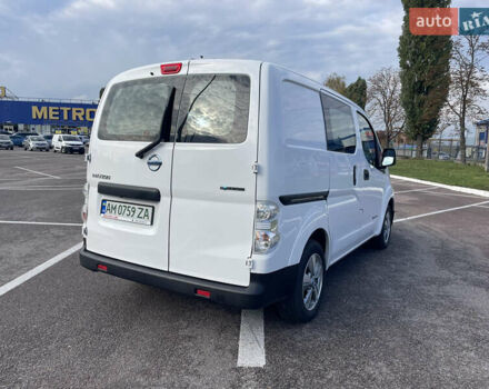 Білий Ніссан e-NV200, об'ємом двигуна 0 л та пробігом 48 тис. км за 9950 $, фото 8 на Automoto.ua