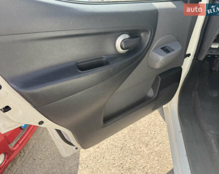 Білий Ніссан e-NV200, об'ємом двигуна 0 л та пробігом 79 тис. км за 8500 $, фото 10 на Automoto.ua