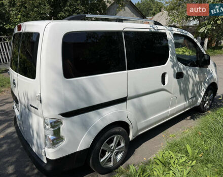 Белый Ниссан e-NV200, объемом двигателя 0 л и пробегом 88 тыс. км за 10800 $, фото 2 на Automoto.ua