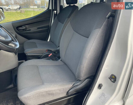 Білий Ніссан e-NV200, об'ємом двигуна 0 л та пробігом 48 тис. км за 9950 $, фото 22 на Automoto.ua