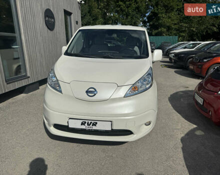 Білий Ніссан e-NV200, об'ємом двигуна 0 л та пробігом 79 тис. км за 8500 $, фото 1 на Automoto.ua