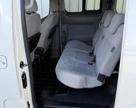 Білий Ніссан e-NV200, об'ємом двигуна 0 л та пробігом 161 тис. км за 9000 $, фото 23 на Automoto.ua