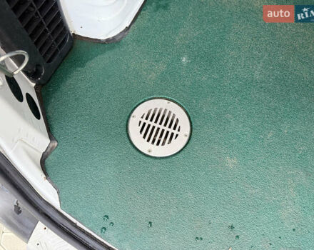 Белый Ниссан e-NV200, объемом двигателя 0 л и пробегом 27 тыс. км за 9800 $, фото 15 на Automoto.ua