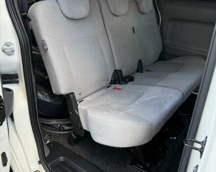 Білий Ніссан e-NV200, об'ємом двигуна 0 л та пробігом 161 тис. км за 9000 $, фото 28 на Automoto.ua