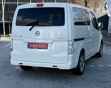 Білий Ніссан e-NV200, об'ємом двигуна 0 л та пробігом 161 тис. км за 9000 $, фото 11 на Automoto.ua