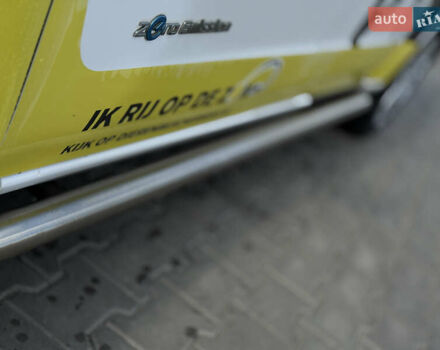 Белый Ниссан e-NV200, объемом двигателя 0 л и пробегом 40 тыс. км за 10900 $, фото 6 на Automoto.ua