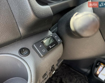 Белый Ниссан e-NV200, объемом двигателя 0 л и пробегом 40 тыс. км за 10900 $, фото 26 на Automoto.ua