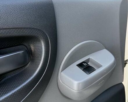 Білий Ніссан e-NV200, об'ємом двигуна 0 л та пробігом 161 тис. км за 9000 $, фото 19 на Automoto.ua