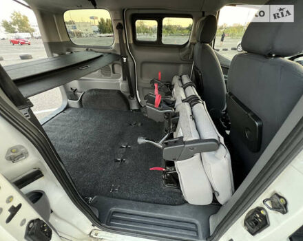 Білий Ніссан e-NV200, об'ємом двигуна 0 л та пробігом 82 тис. км за 16900 $, фото 29 на Automoto.ua