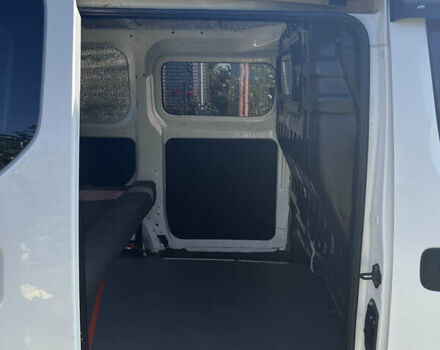 Белый Ниссан e-NV200, объемом двигателя 0 л и пробегом 74 тыс. км за 15800 $, фото 8 на Automoto.ua