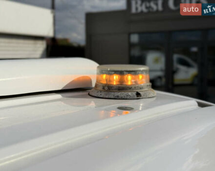 Белый Ниссан e-NV200, объемом двигателя 0 л и пробегом 27 тыс. км за 9800 $, фото 35 на Automoto.ua