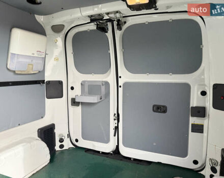 Белый Ниссан e-NV200, объемом двигателя 0 л и пробегом 27 тыс. км за 9800 $, фото 12 на Automoto.ua