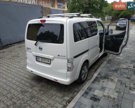 Белый Ниссан e-NV200, объемом двигателя 0 л и пробегом 114 тыс. км за 13500 $, фото 1 на Automoto.ua